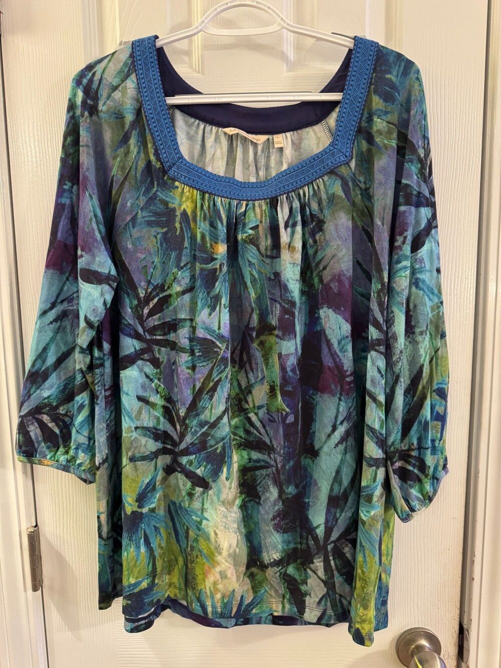 NWT Soft Surroundings Odessa Tunic Large 14-16 Blue Tropical Floral Resort Top - Picture 2 of 10